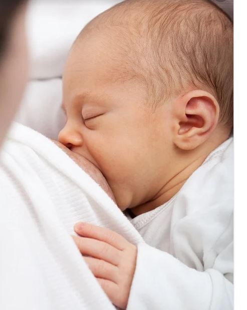 Typy mastných kyselin, které konzumují kojené děti, ovlivňují jejich růst a vývoj