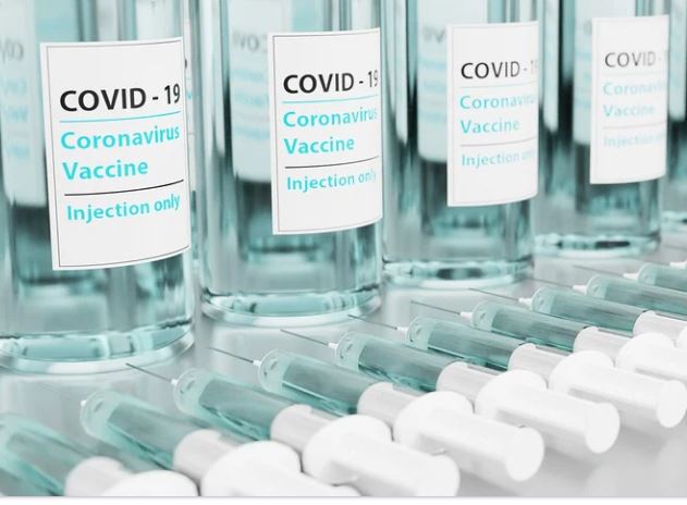 Přítomnost protilátek proti SARS-CoV-2 v mateřském mléce po 6 měsících od očkování